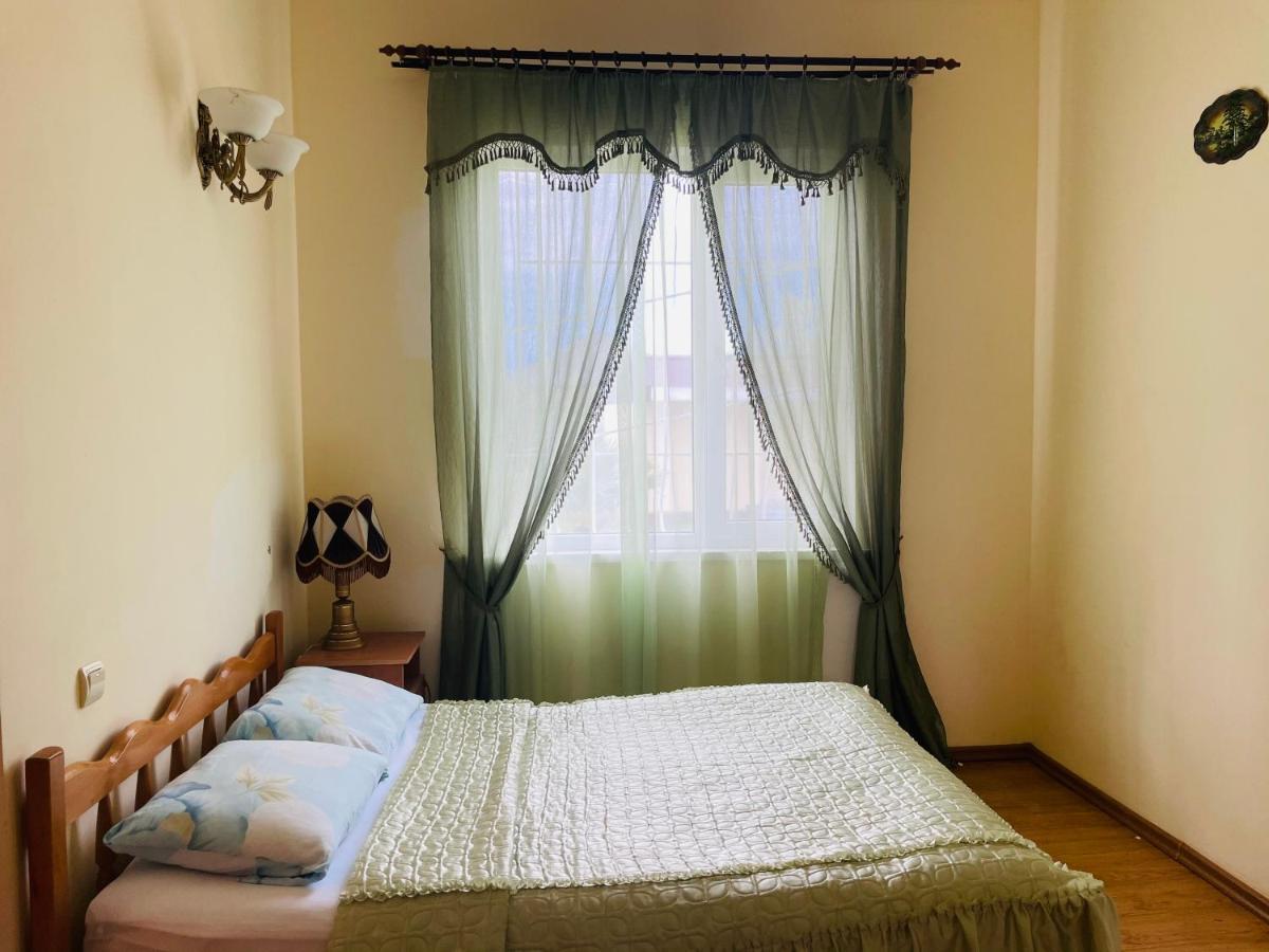 Hotel Askar Alakhadze 외부 사진