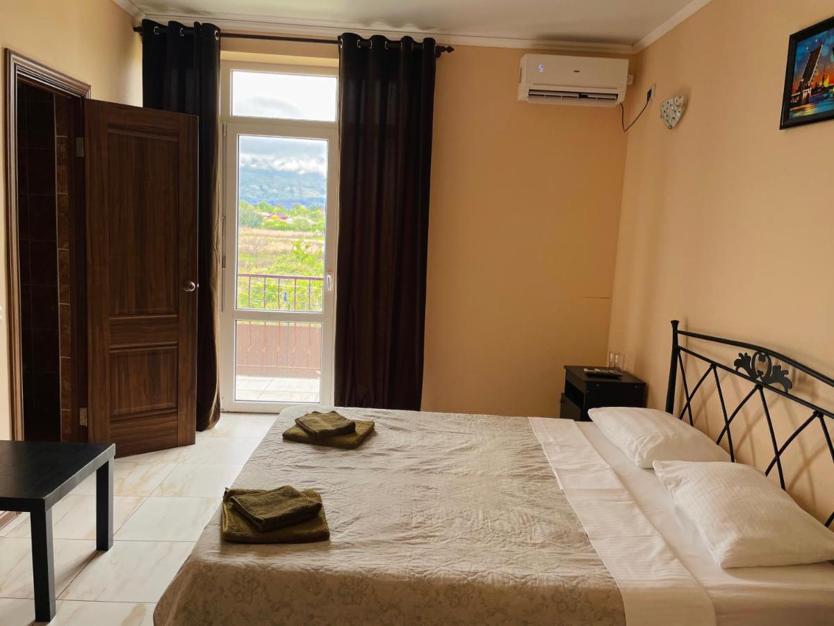 Hotel Askar Alakhadze 외부 사진