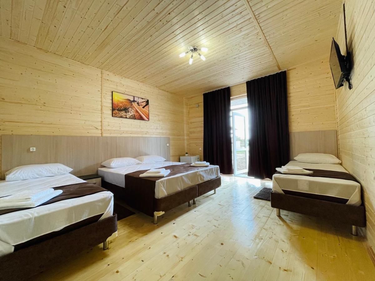Hotel Askar Alakhadze 외부 사진
