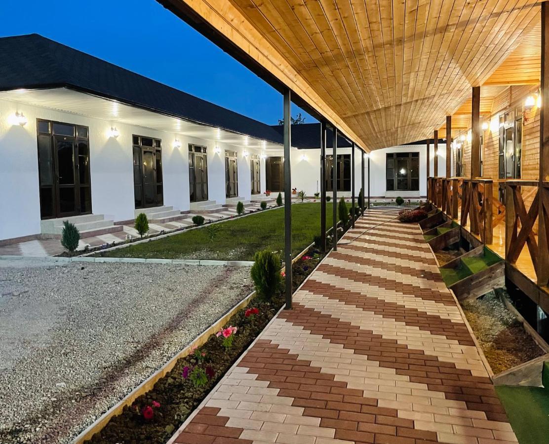 Hotel Askar Alakhadze 외부 사진