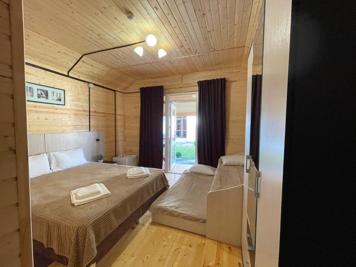 Hotel Askar Alakhadze 외부 사진