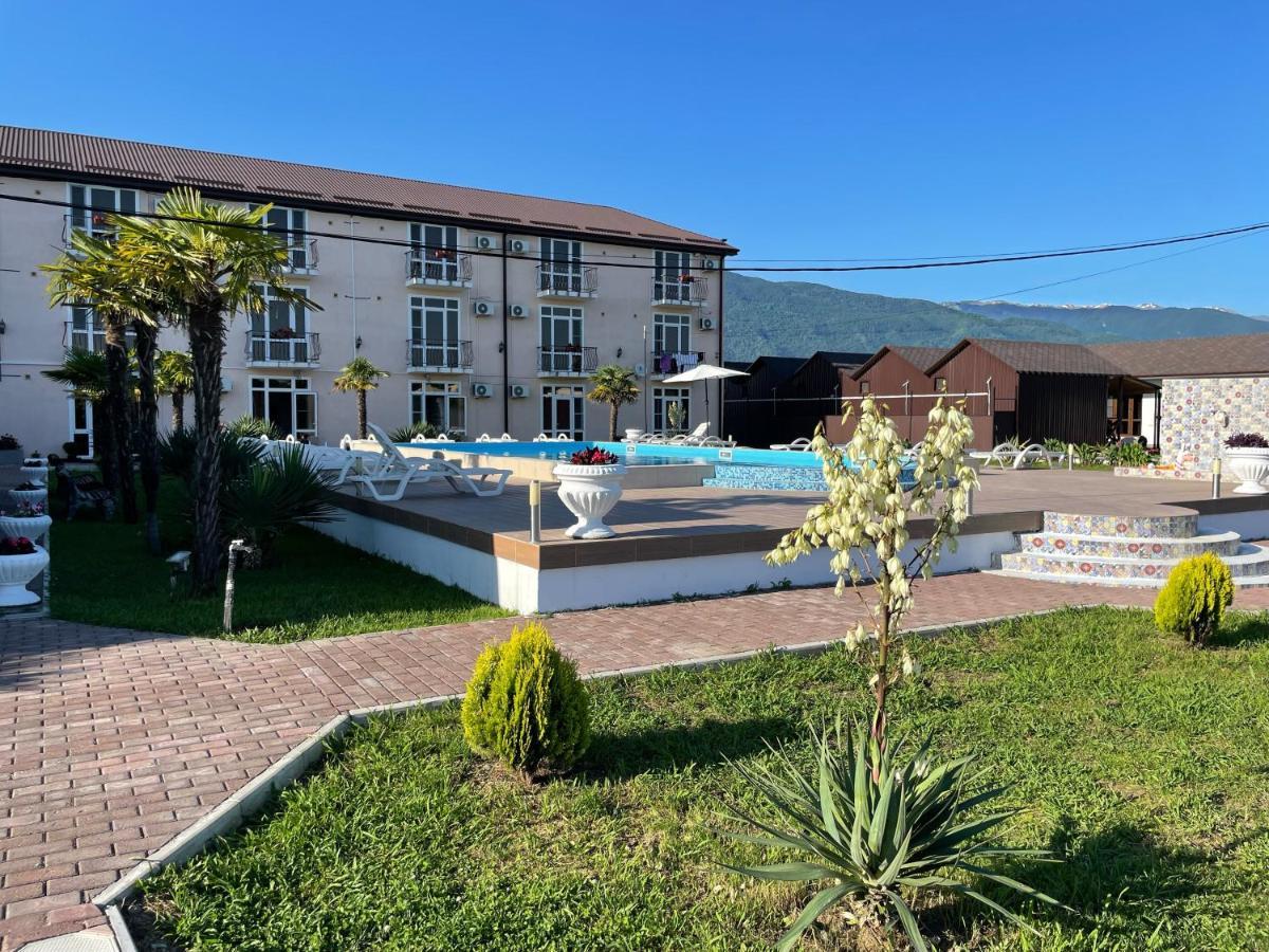 Hotel Askar Alakhadze 외부 사진