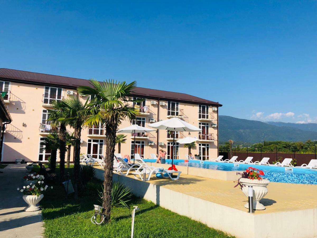 Hotel Askar Alakhadze 외부 사진